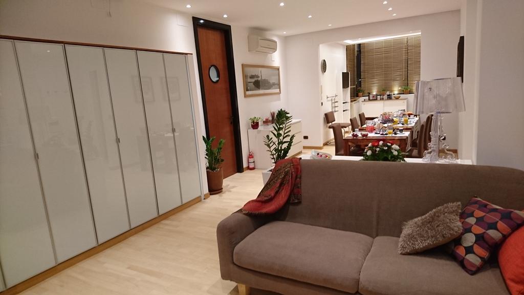 ペスカーラ Upper Bed & Breakfast エクステリア 写真